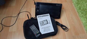 Predám prenosný led tv 9". - 2