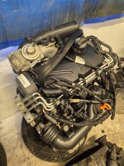 Predám kompletný motor 1.9tdi 77kw BXE - najazd220tis- - 2