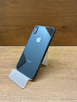 Predám iPhone Xs - 2