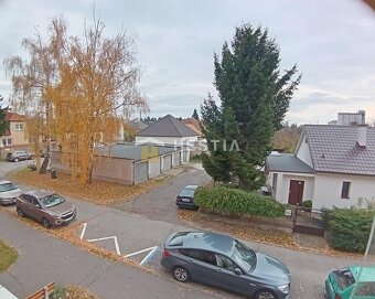 NOVINKA Na predaj priestranný 3-izbový byt v Senici – Ružov - 2