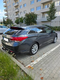 Predám hyundai i 40combi 1.7crdi 100kw 2014 - 2
