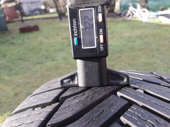 225/50 r17 zimne pneumatiky - 2