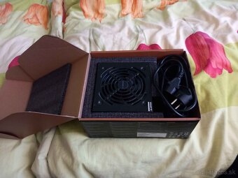 Gigabyte B550P 550W - 2