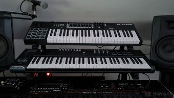 Behringer Motor 61 - 2