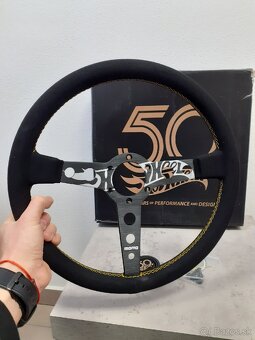 Momo volant HotWheels 50 years - 2