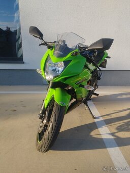 Kawasaki ninja 250sl - 2