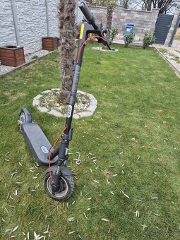 Elektricka kolobezka xiaomi 5pro - 2