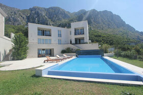 Luxusná vila s bazénom a výhľadom na more, Blizikuce, Čierna - 2