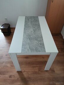 Kuchynský stôl - 2