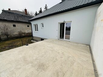Kompletne zrekonštruovaný rodinný dom v tichej lokalite Sečo - 2