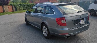 Škoda Superb Combi 2.0 TDI CR 140k Ambition - 2