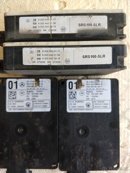Mercedes benz - jednotky radaru , zesilovač Kardon atd - 2