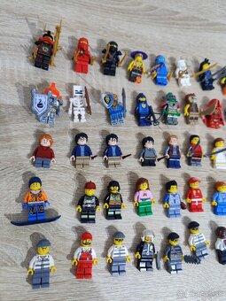 Lego minifigúrky a súčiastky - 2
