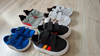 Tenisky velk.22-23. - 2