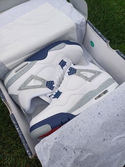 Jordan 4 midnight navy - 2