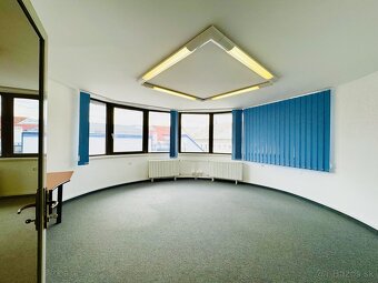 Na prenájom atraktívne kancelárske priestory v historicko - 2