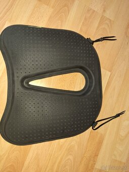 Predám ortopedický vankúš na sedenie DYNASIT COMFORT PRO - 2