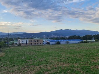 PRENÁJOM: ADMINISTRATÍVNY A SKLADOVÝ KOMPLEX V PRIEVIDZI - 2