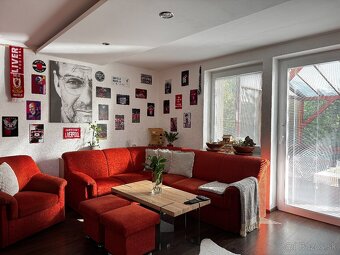 NA PREDAJ: 3-izbový byt s terasou, záhradou a garážou - 2