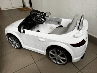 Elektrické auto Audi RS TT - 2