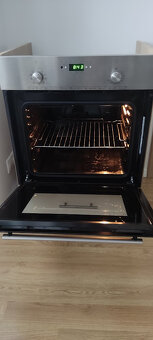 Vstavaná rúra Whirlpool AKP244IX - 2