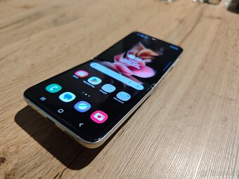 Samsung Galaxy Z Flip 3 128 GB Cream - 2