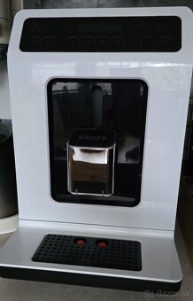 Krups automatický kávovar - 2