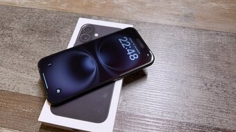 Vymenim 2 mesiace pouzivany ako novy Iphone 16 Plus 128gb - 2