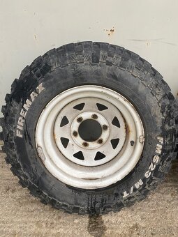 6x139.7 s pneumatikami - 2