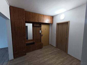Prenájom 3 izbového bytu - 2