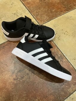 Chlapčenské tenisky adidas - 2