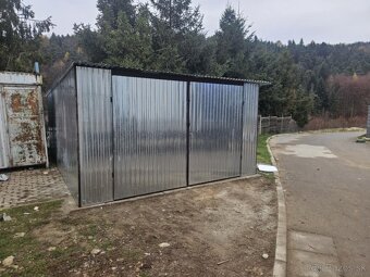 Nová plechová garáž - 2