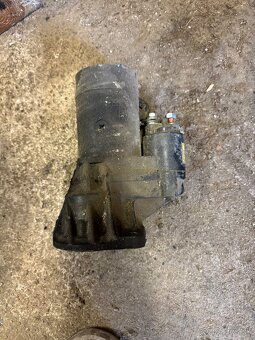 Predám štartér Nissan Patrol y61 2.8 - 2