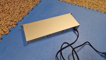 Predám UNIFI USG-PRO4 router - 2