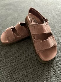 Dievčenské kožené sandálky 26 - 2