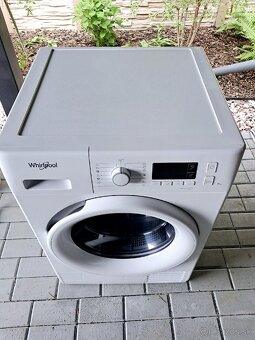 Sušička prádla Whirlpool - 2