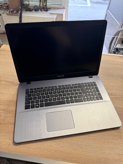 Asus VivoBook X705BA - 2