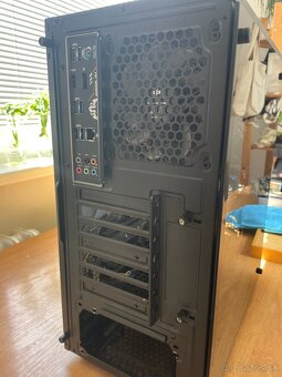 Predám pracovný PC bez GPU a PSU - 2