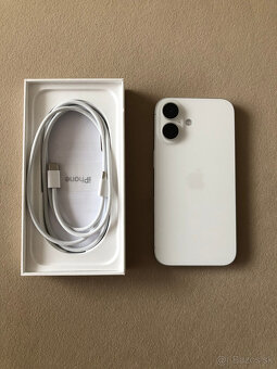 Iphone 16 128gb biely - 2