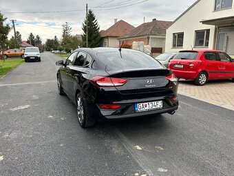 Predam Hyundai I30 Fastback - 2