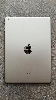 iPad Air Wi-Fi 16GB Space Gray - 2