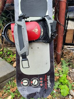 predám snowboard NIDECKER Solid State - 2