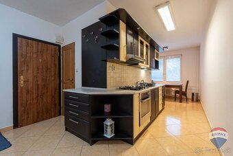 na prenajom 2 izbový byt 60 m2 Nová Dubnica - 2