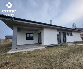 Rodinný dom s 2 bytovými jednotkami/holodom alebo štan. - 2