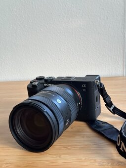 Sony A7C + Sigma 28-70mm f/2.8 Sony E - 2