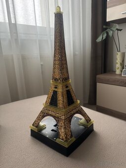 Puzzle 3D Eiffelova veža svietiaca - 2