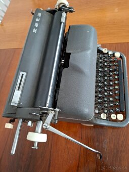 Pisaci stroj zeta - 2