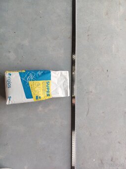 Cerveny sadrokarton - 2