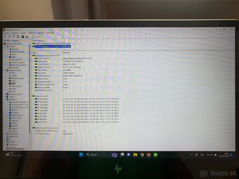 2 x 8GB DDR4-2400 - 2