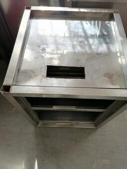 podstavec pod konvektomat - 2